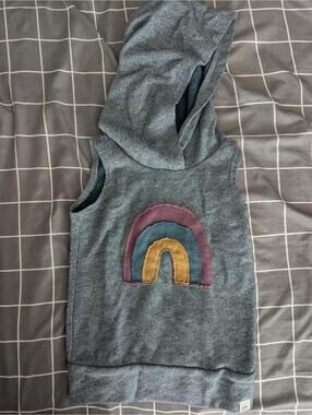 Lulu & Roo rainbow hooded vest top